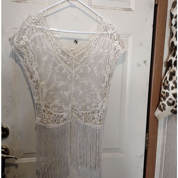 Iris Los Angeles crochet top - Picture 1 of 8